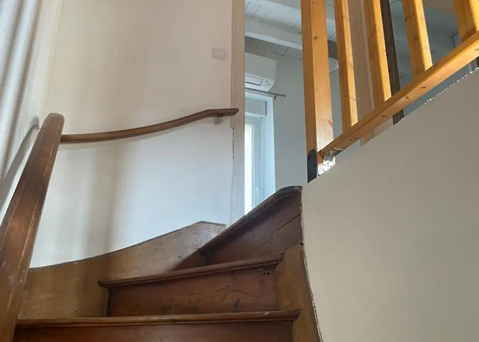 Charmante Maison Idéalement Située, Centre-ville Appartement