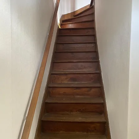 Charmante Maison Idéalement Située, Centre-ville